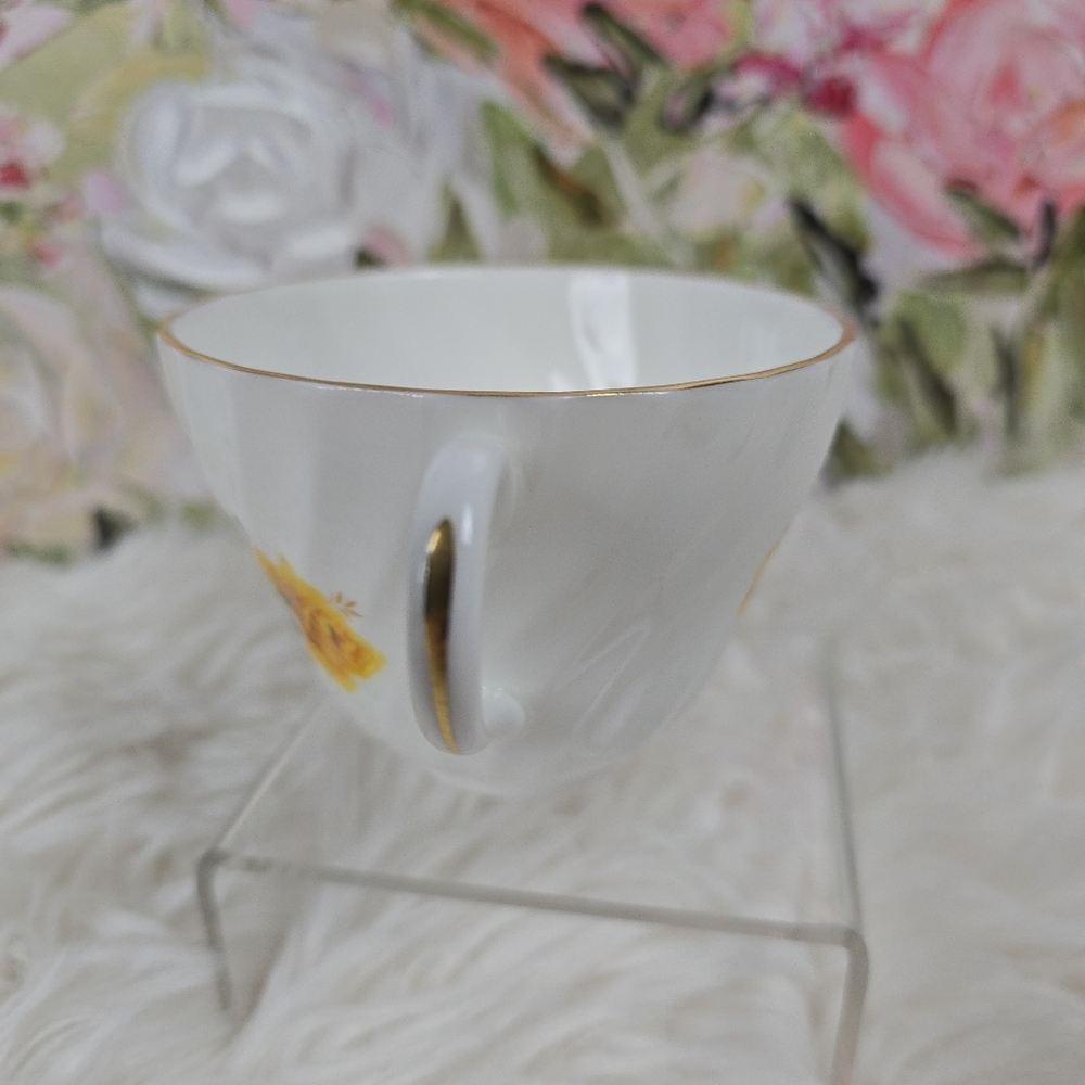 Crown Staffordshire Vintage 3 piece Cup, Saucer, and Dessert Plate - Picture 3 of 14